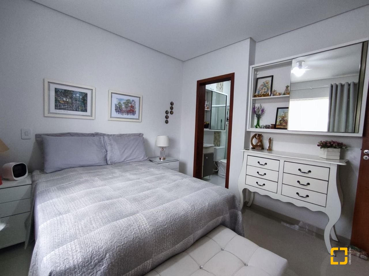Apartamento com 74m², 3 quartos (sendo 1 suíte), 1 garagem, no bairro Ingleses em Florianópolis