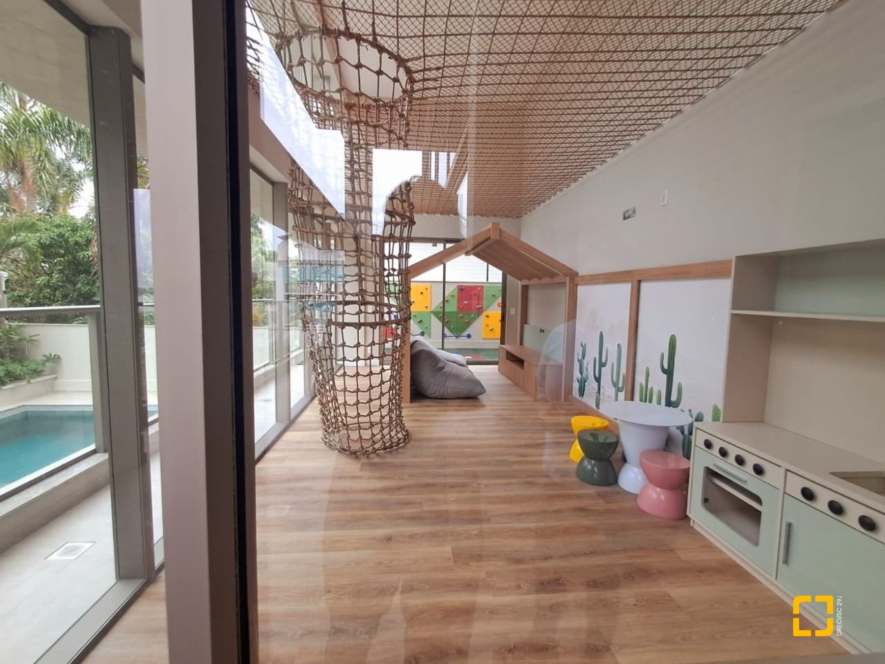 Studio com 41m², 1 quarto, 1 garagem, no bairro João Paulo em Florianópolis