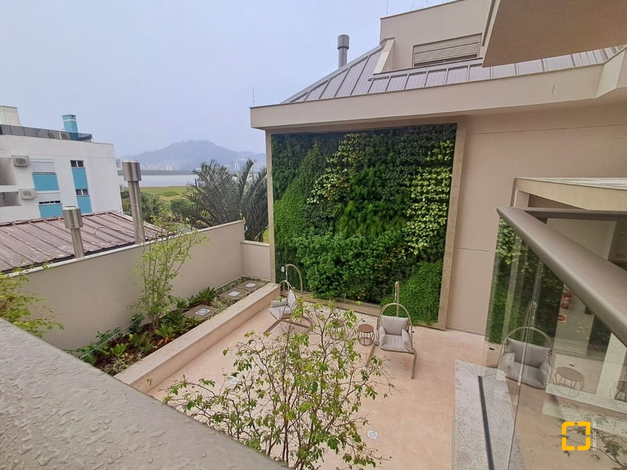 Studio com 41m², 1 quarto, 1 garagem, no bairro João Paulo em Florianópolis
