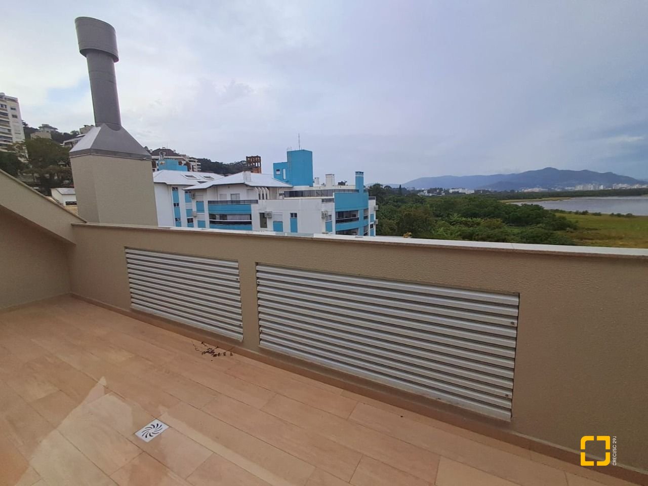 Apartamento com 100m², 2 quartos, 2 garagens, no bairro João Paulo em Florianópolis