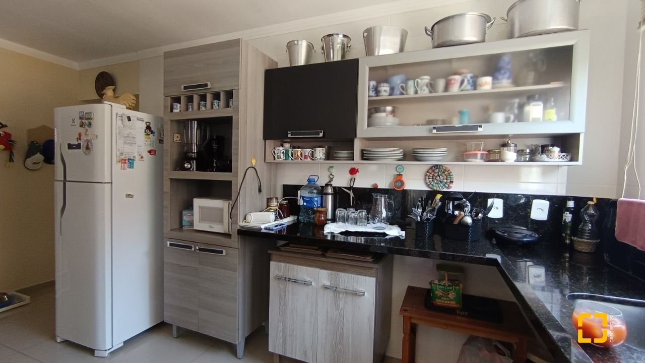 Apartamento com 91m², 4 quartos (sendo 1 suíte), 1 garagem, no bairro Ingleses em Florianópolis