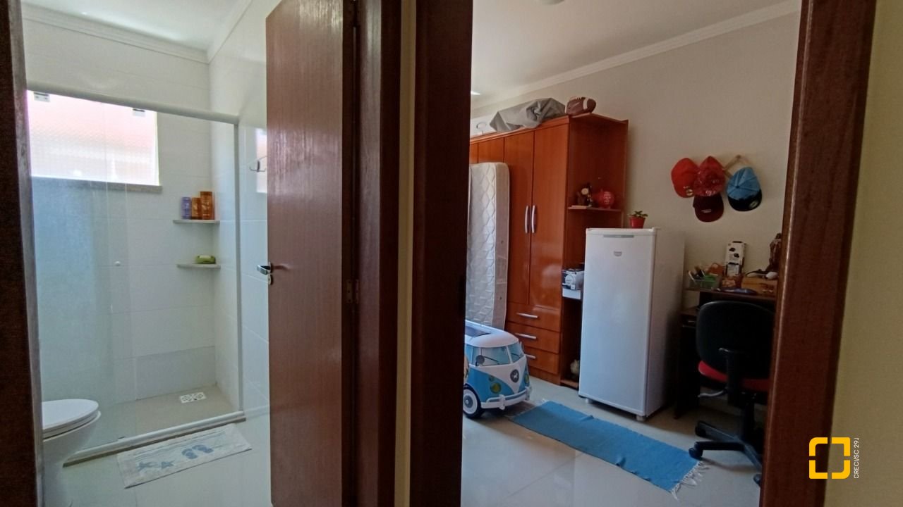 Apartamento com 91m², 4 quartos (sendo 1 suíte), 1 garagem, no bairro Ingleses em Florianópolis