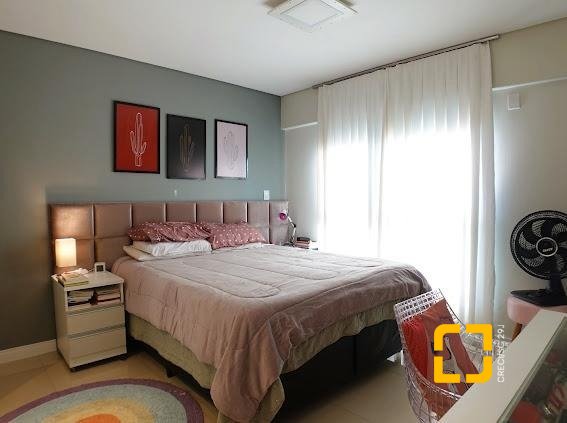 Apartamento com 118m², 6 quartos (sendo 3 suítes), 2 garagens, no bairro Kobrasol em São José