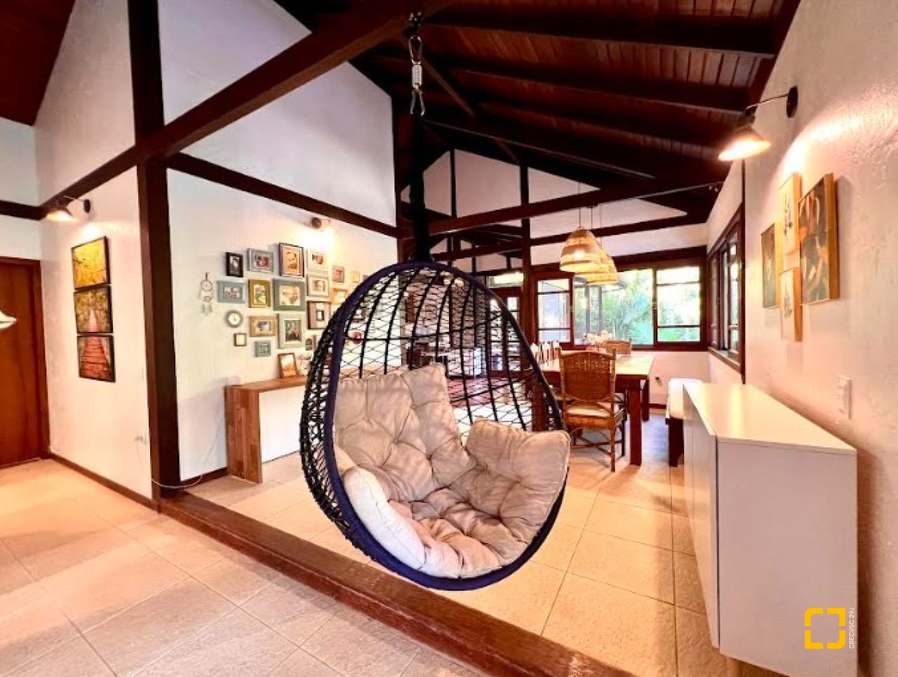 Casa de Condomínio com 1772m², 14 quartos (sendo 3 suítes), 10 garagens, no bairro Vargem Grande em Florianópolis