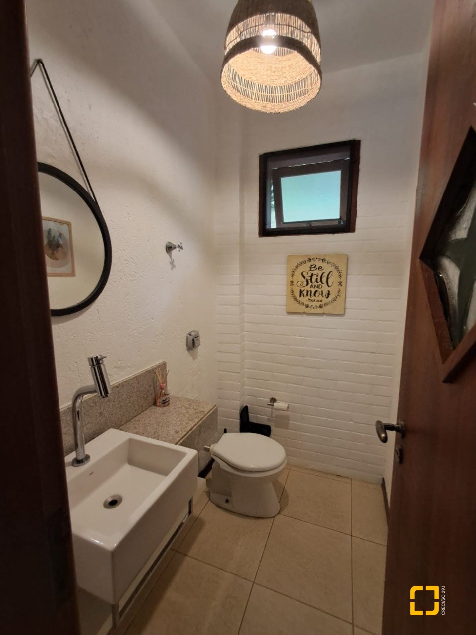 Casa de Condomínio com 1772m², 14 quartos (sendo 3 suítes), 10 garagens, no bairro Vargem Grande em Florianópolis