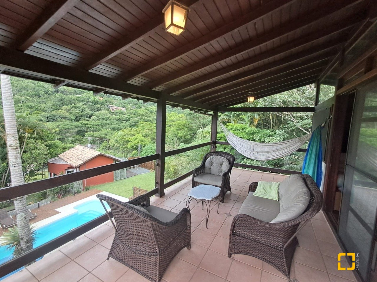 Casa de Condomínio com 1772m², 14 quartos (sendo 3 suítes), 10 garagens, no bairro Vargem Grande em Florianópolis