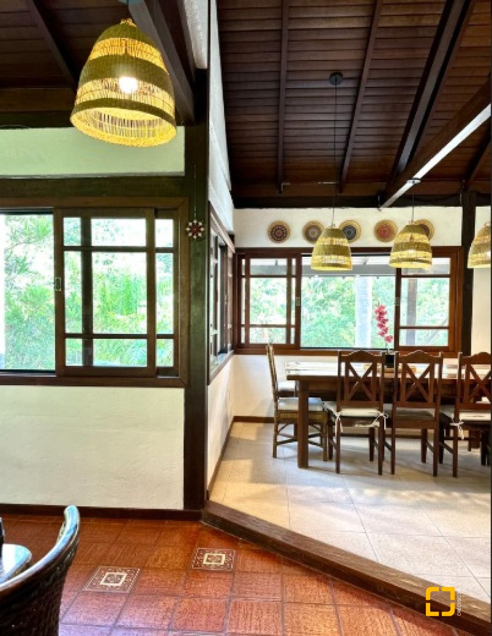 Casa de Condomínio com 1772m², 11 quartos (sendo 3 suítes), 10 garagens, no bairro Vargem Grande em Florianópolis