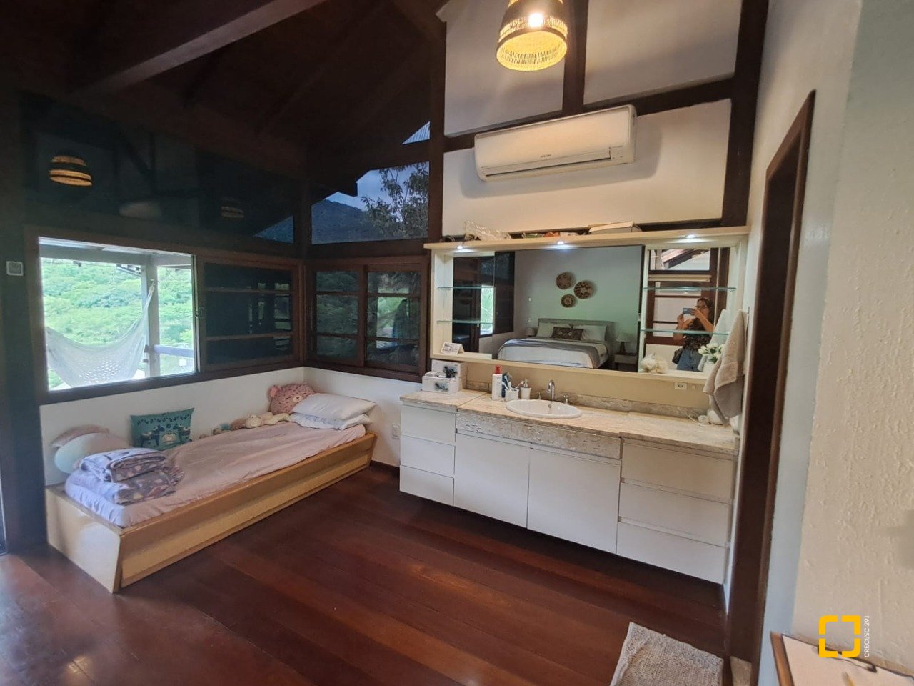 Casa de Condomínio com 1772m², 11 quartos (sendo 3 suítes), 10 garagens, no bairro Vargem Grande em Florianópolis