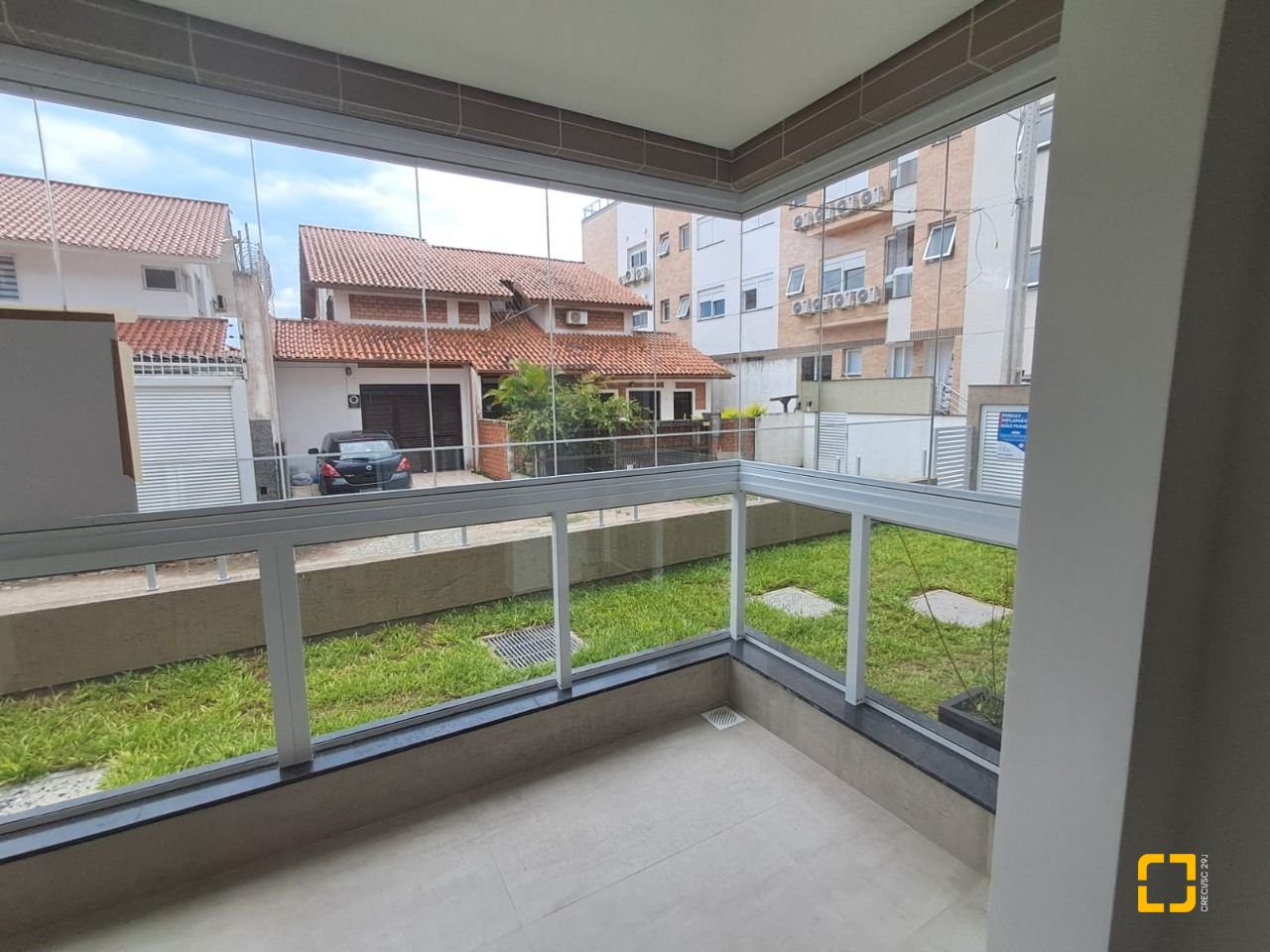 Apartamento com 91m², 4 quartos (sendo 2 suítes), 1 garagem, no bairro Cachoeira do Bom Jesus em Florianópolis