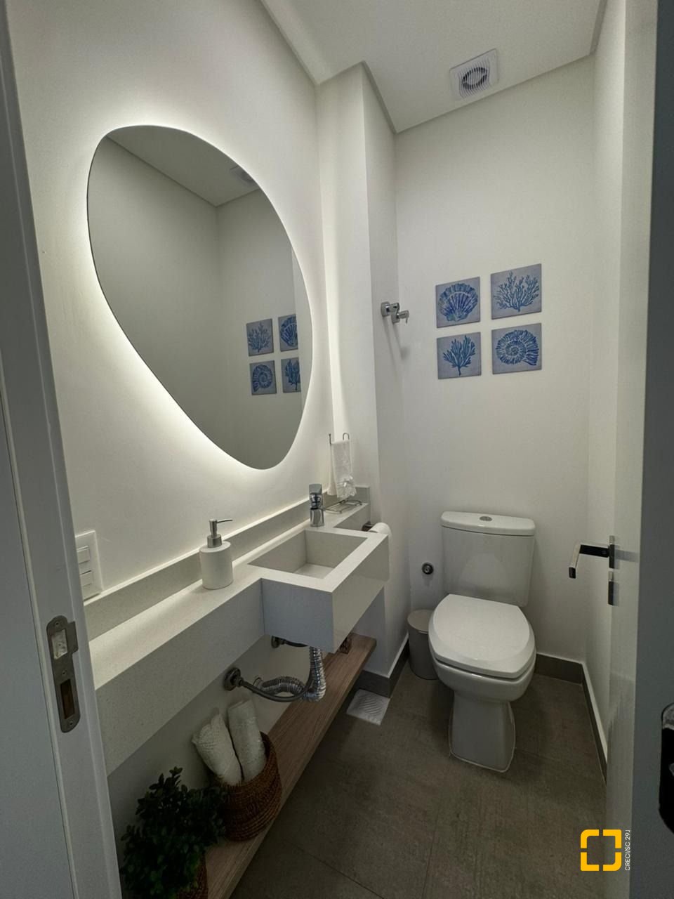 Apartamento com 91m², 4 quartos (sendo 2 suítes), 1 garagem, no bairro Cachoeira do Bom Jesus em Florianópolis