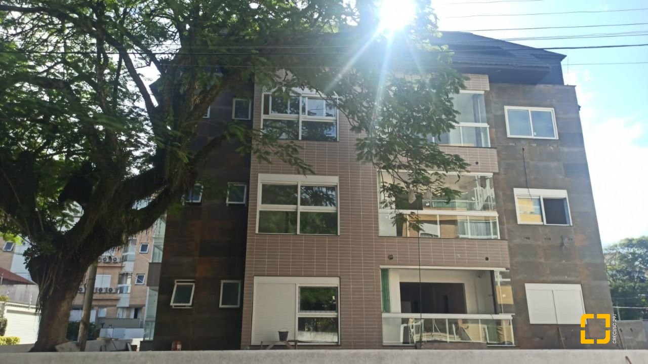 Apartamento com 91m², 4 quartos (sendo 2 suítes), 1 garagem, no bairro Cachoeira do Bom Jesus em Florianópolis