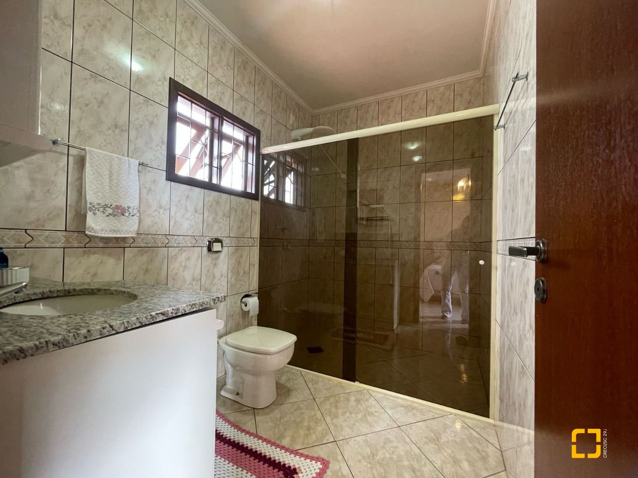 Casa com 223m², 4 quartos (sendo 1 suíte), 2 garagens, no bairro Ingleses em Florianópolis