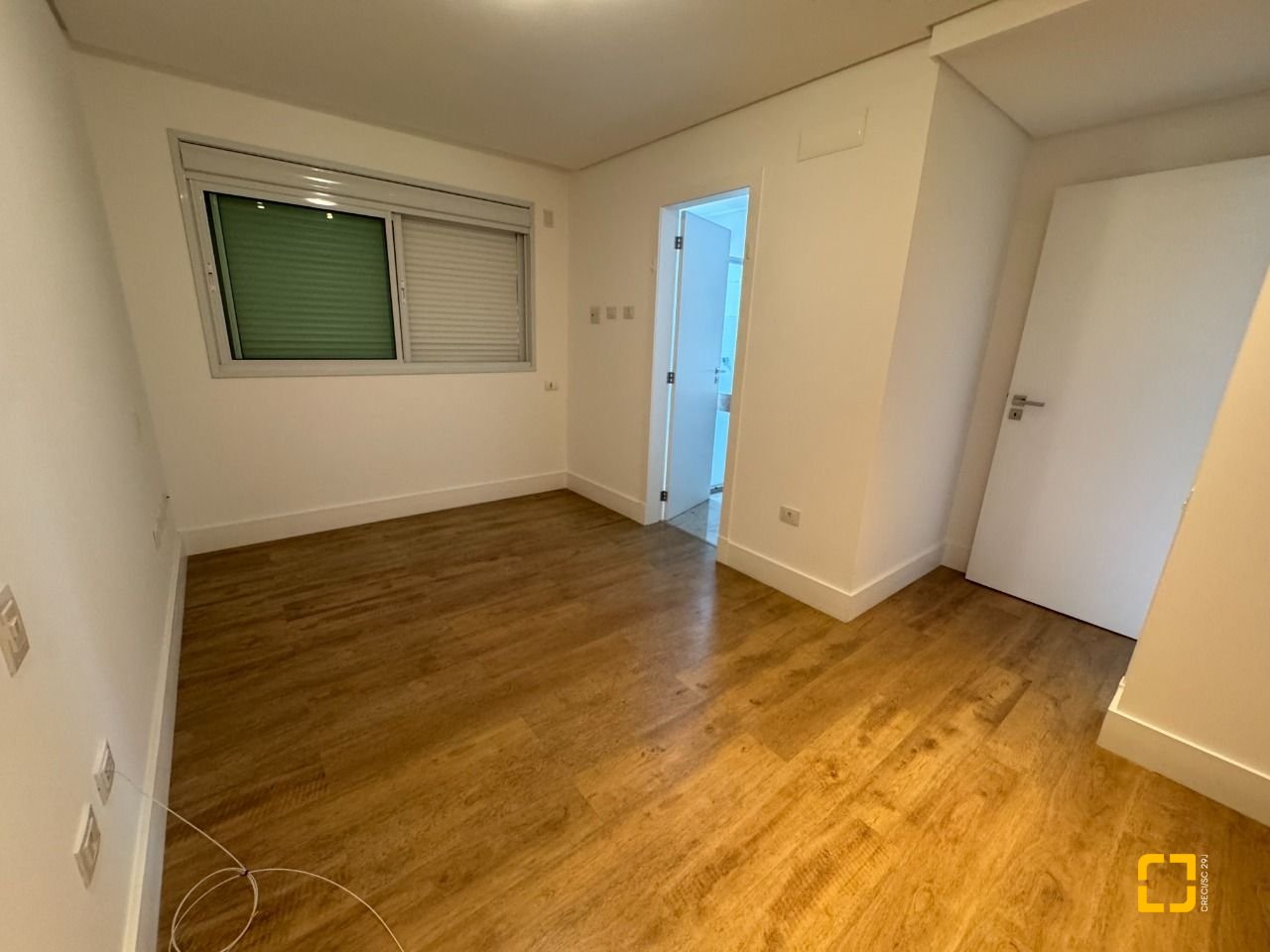 Apartamento com 165m², 6 quartos (sendo 3 suítes), 2 garagens, no bairro Agronômica em Florianópolis
