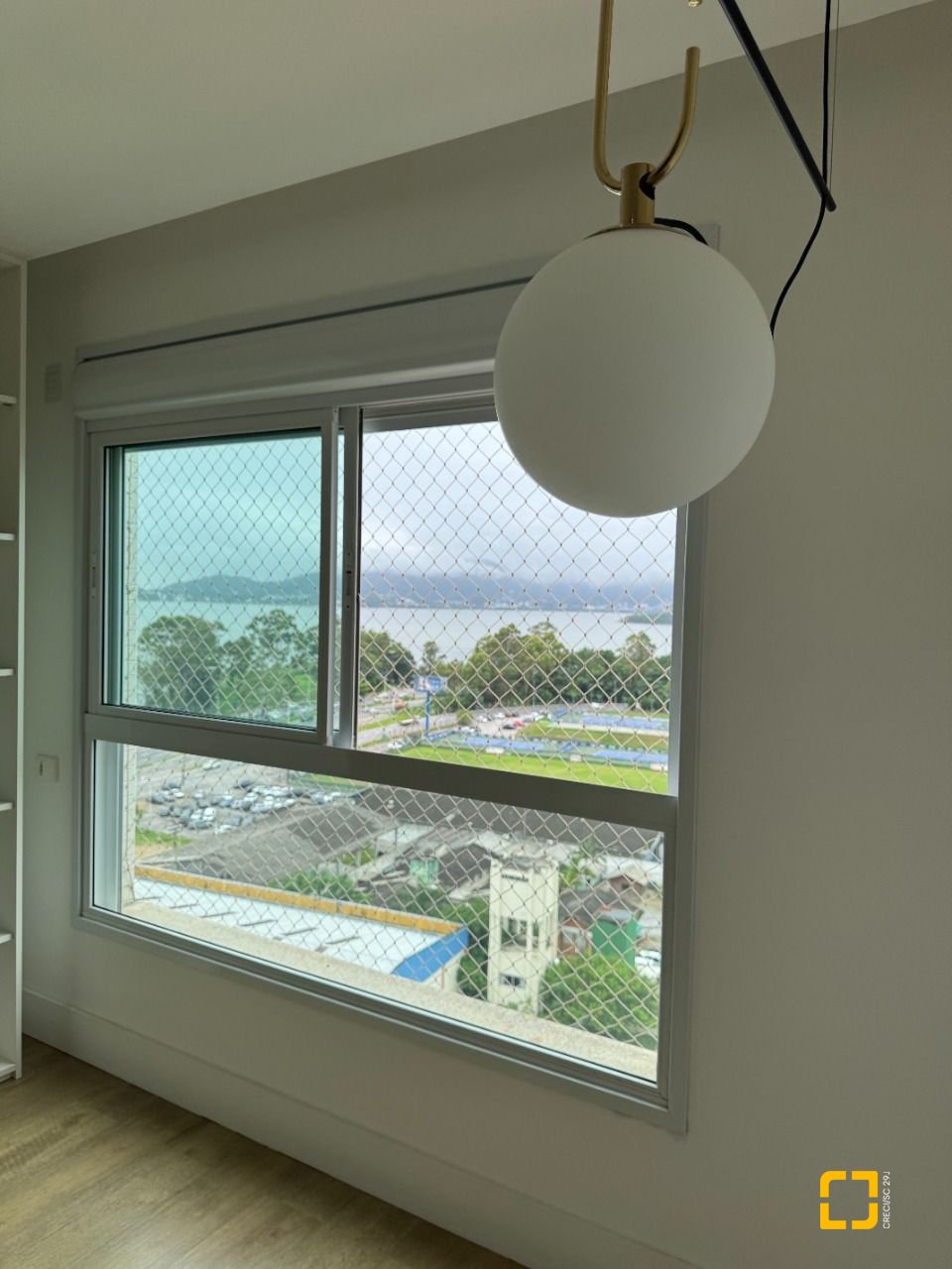 Apartamento com 165m², 6 quartos (sendo 3 suítes), 2 garagens, no bairro Agronômica em Florianópolis