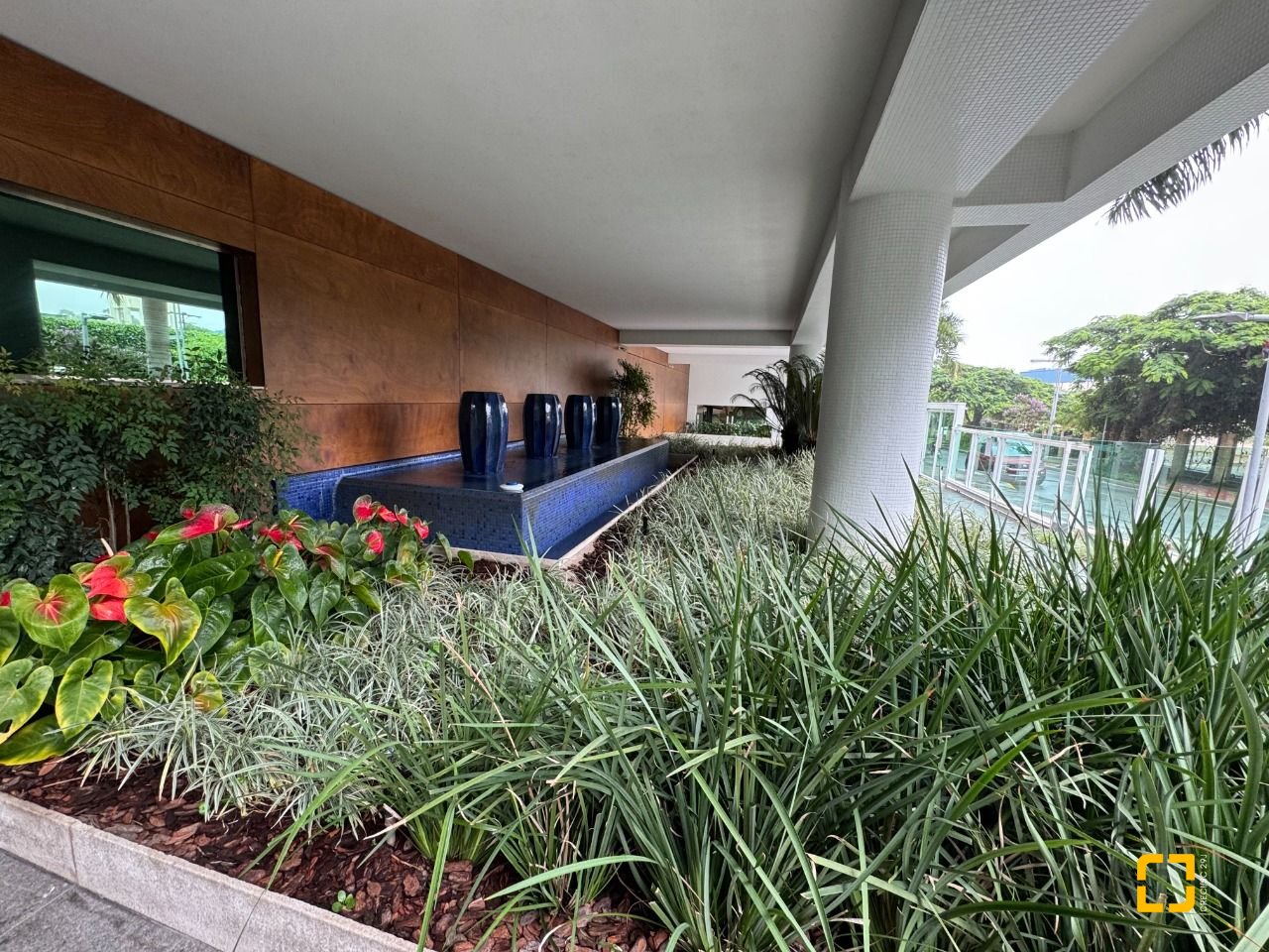Apartamento com 165m², 6 quartos (sendo 3 suítes), 2 garagens, no bairro Agronômica em Florianópolis