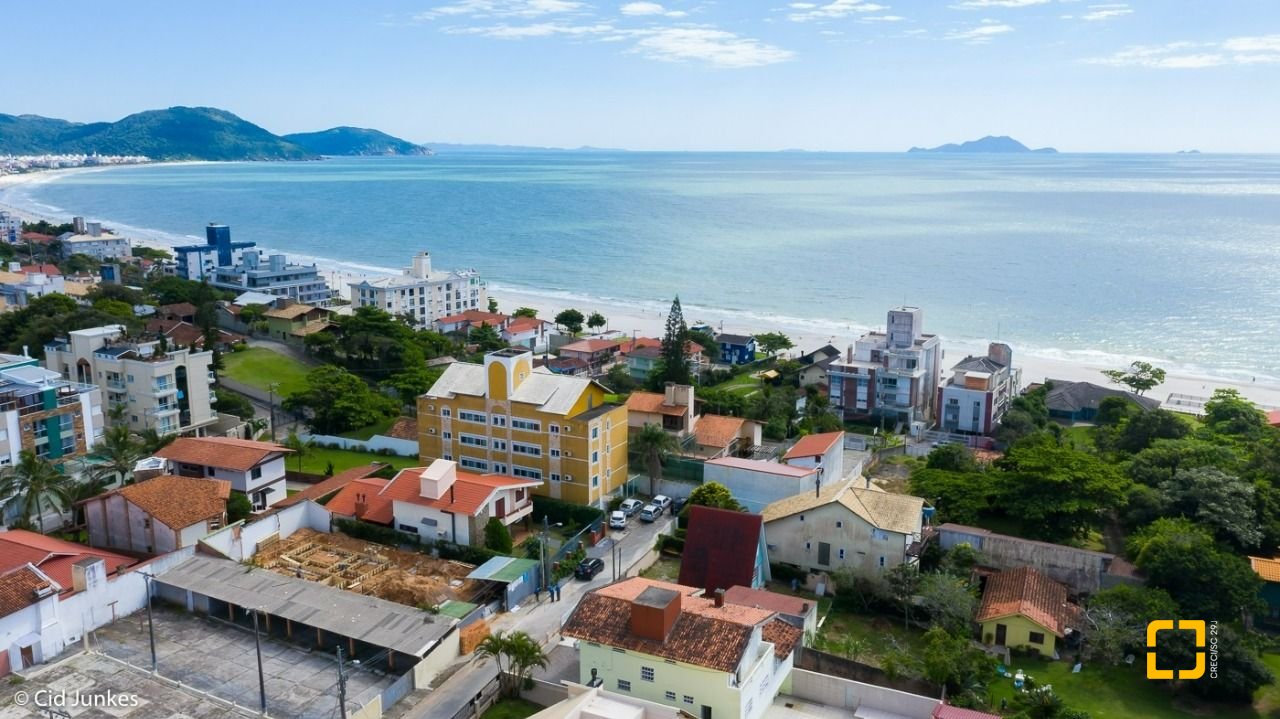 Terreno com 434m², no bairro Ingleses em Florianópolis