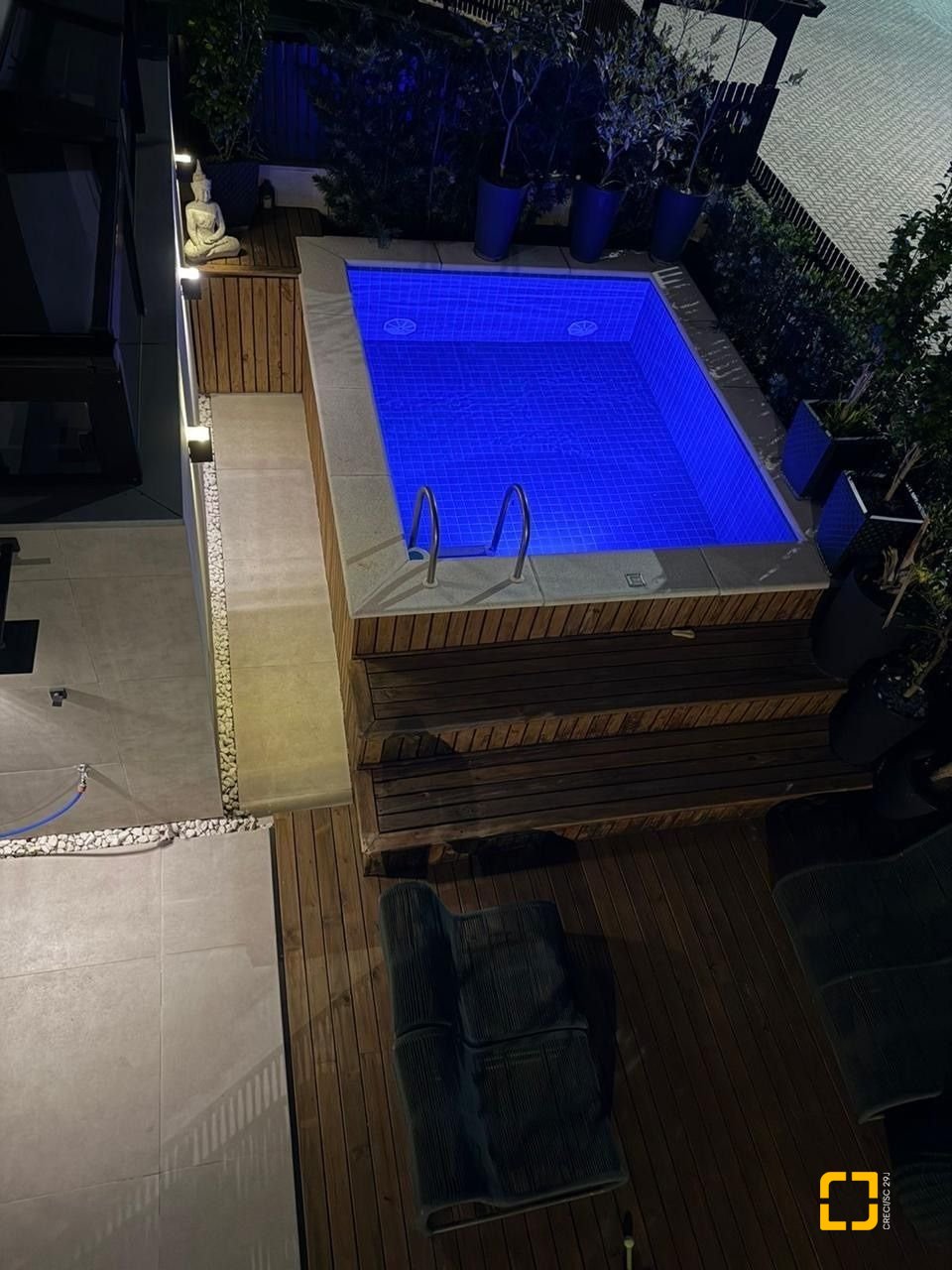 Casa com 180m², 4 quartos (sendo 1 suíte), 2 garagens, no bairro Rio Tavares em Florianópolis