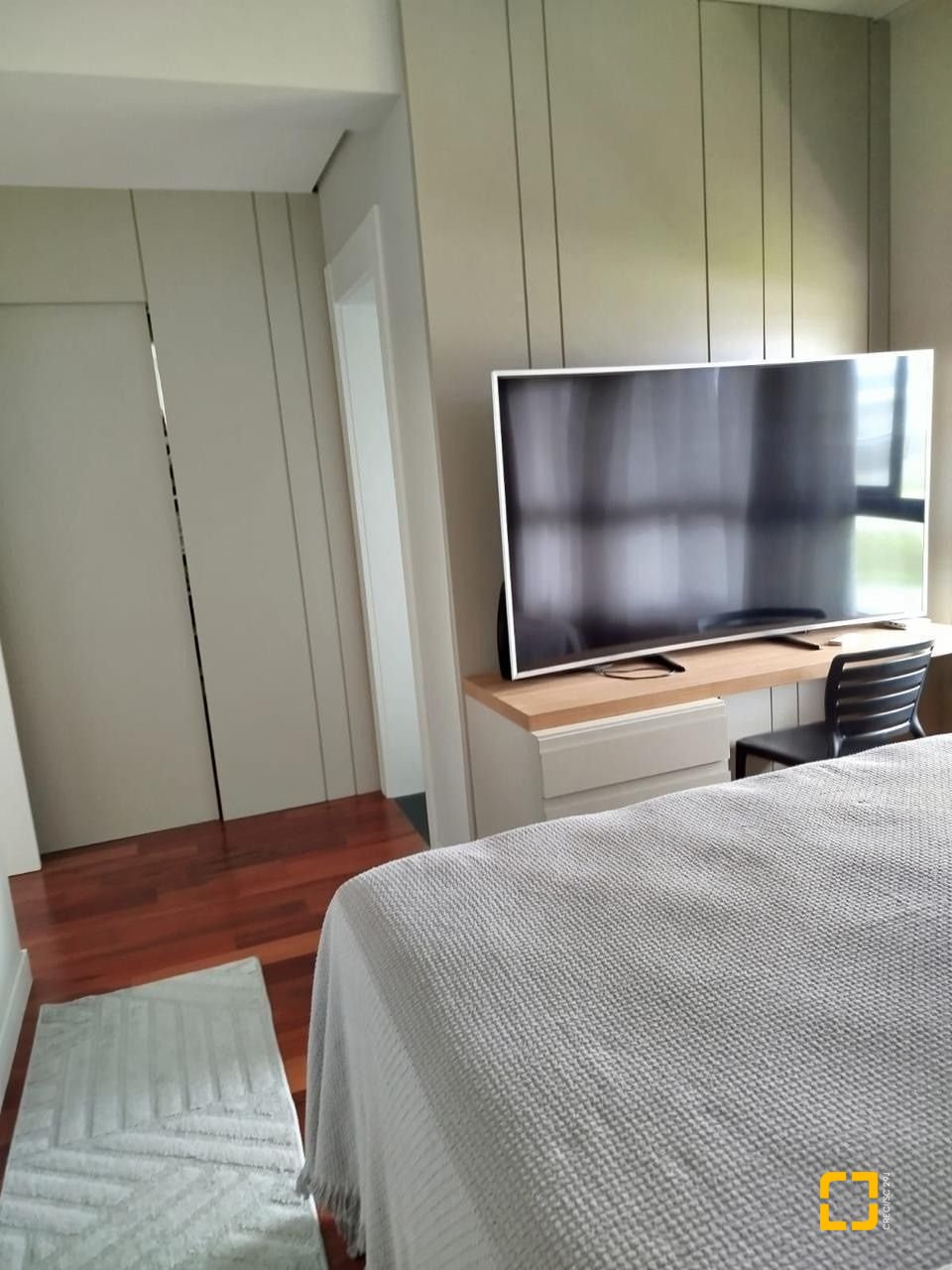 Casa com 180m², 4 quartos (sendo 1 suíte), 2 garagens, no bairro Rio Tavares em Florianópolis
