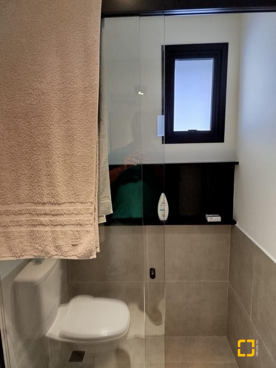 Casa com 180m², 4 quartos (sendo 1 suíte), 2 garagens, no bairro Rio Tavares em Florianópolis