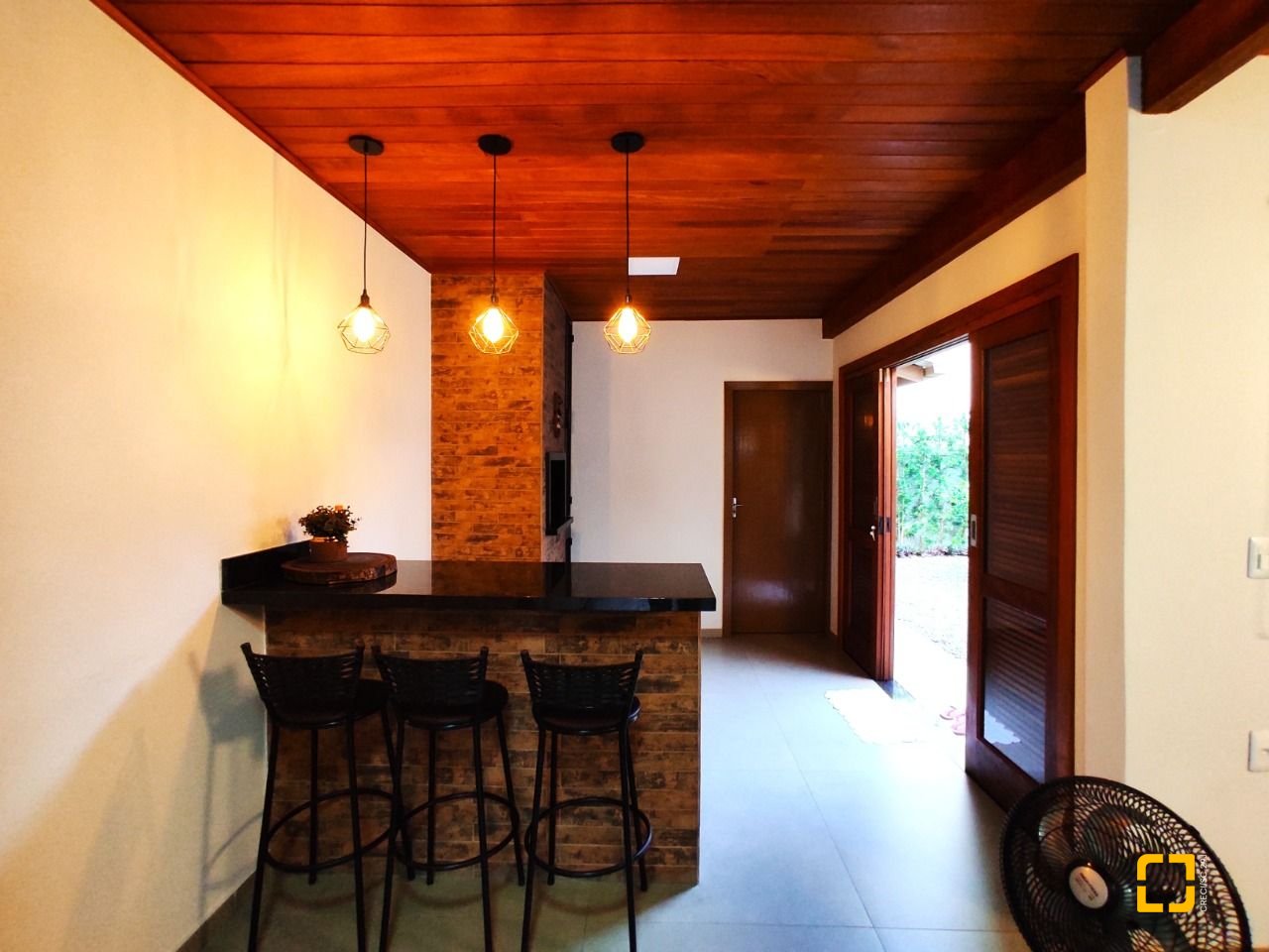 Casa com 165m², 3 quartos, 2 garagens, no bairro Jardim Eldorado em Palhoça