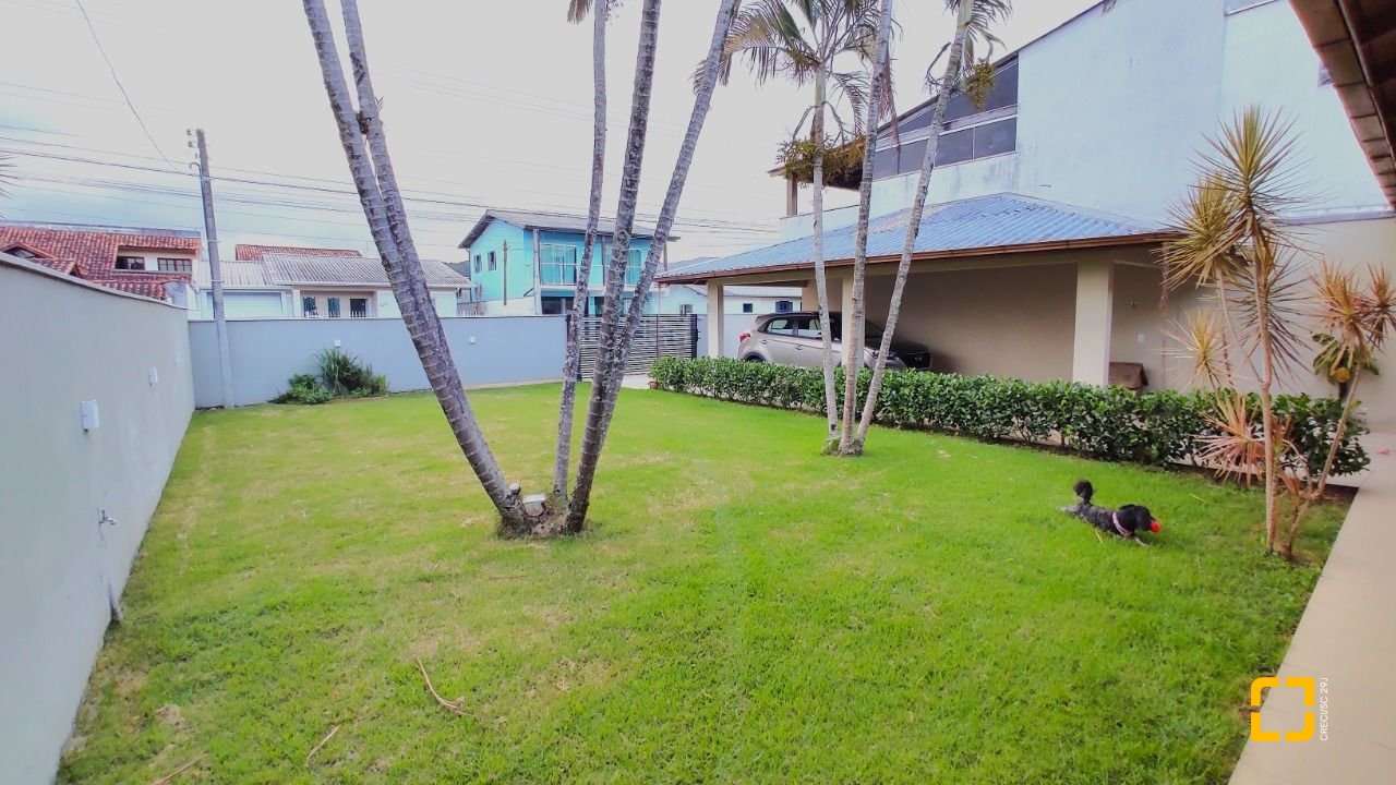 Casa com 165m², 3 quartos, 2 garagens, no bairro Jardim Eldorado em Palhoça