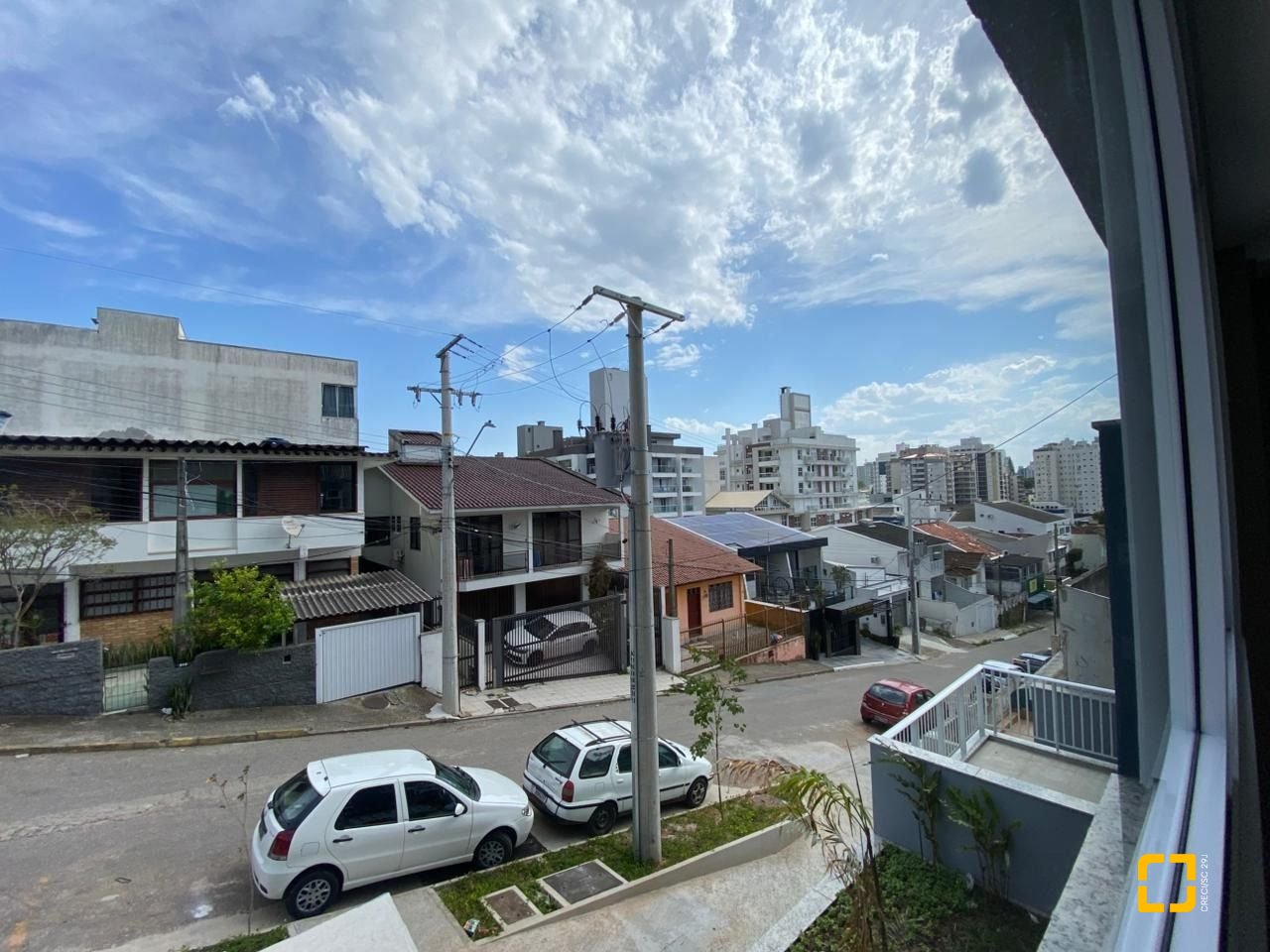 Apartamento com 52m², 2 quartos (sendo 1 suíte), 1 garagem, no bairro Centro em Florianópolis