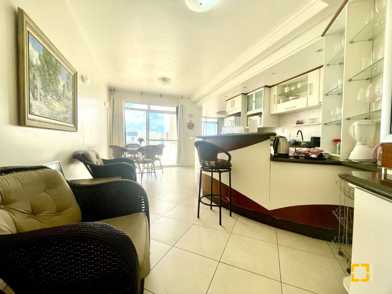 Cobertura com 350m², 4 quartos (sendo 2 suítes), 2 garagens, no bairro Ingleses em Florianópolis