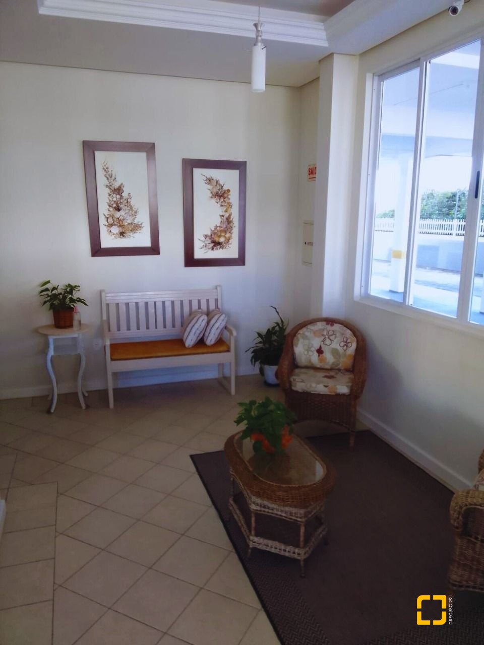Cobertura com 350m², 4 quartos (sendo 2 suítes), 2 garagens, no bairro Ingleses em Florianópolis