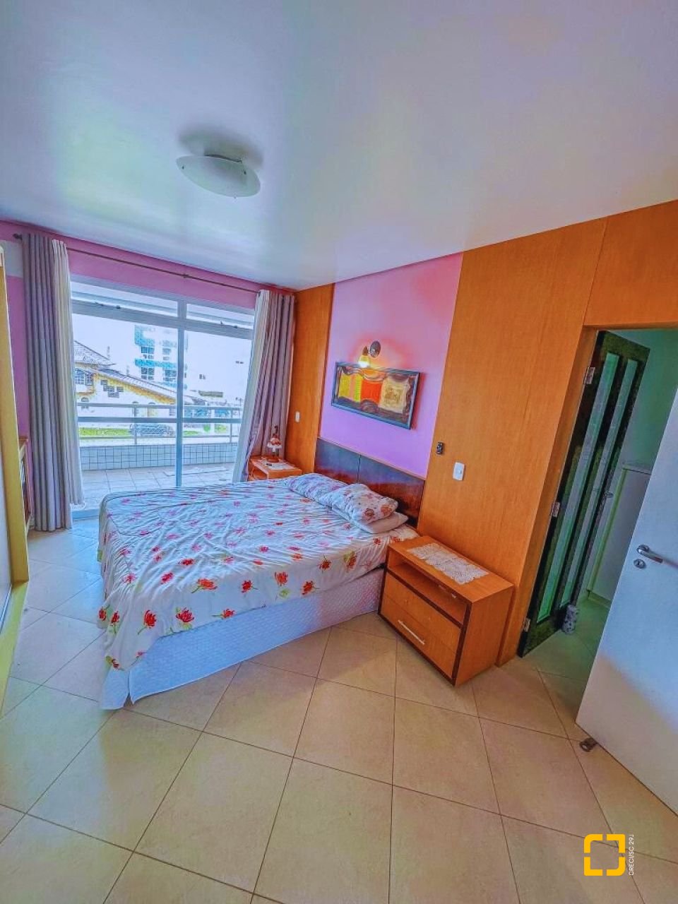 Cobertura com 350m², 4 quartos (sendo 2 suítes), 2 garagens, no bairro Ingleses em Florianópolis