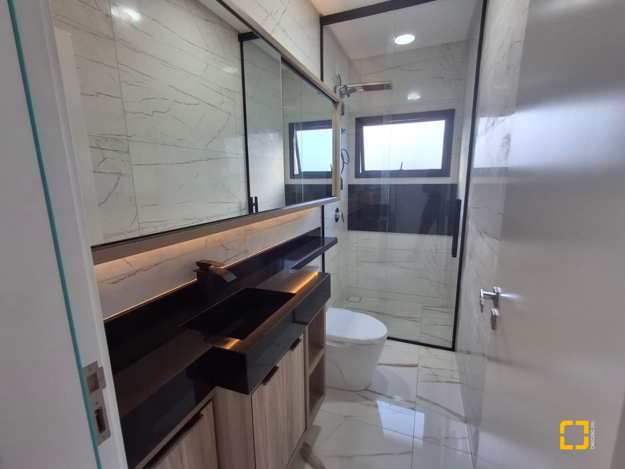 Casa com 112m², 3 quartos (sendo 1 suíte), 2 garagens, no bairro Potecas em São José