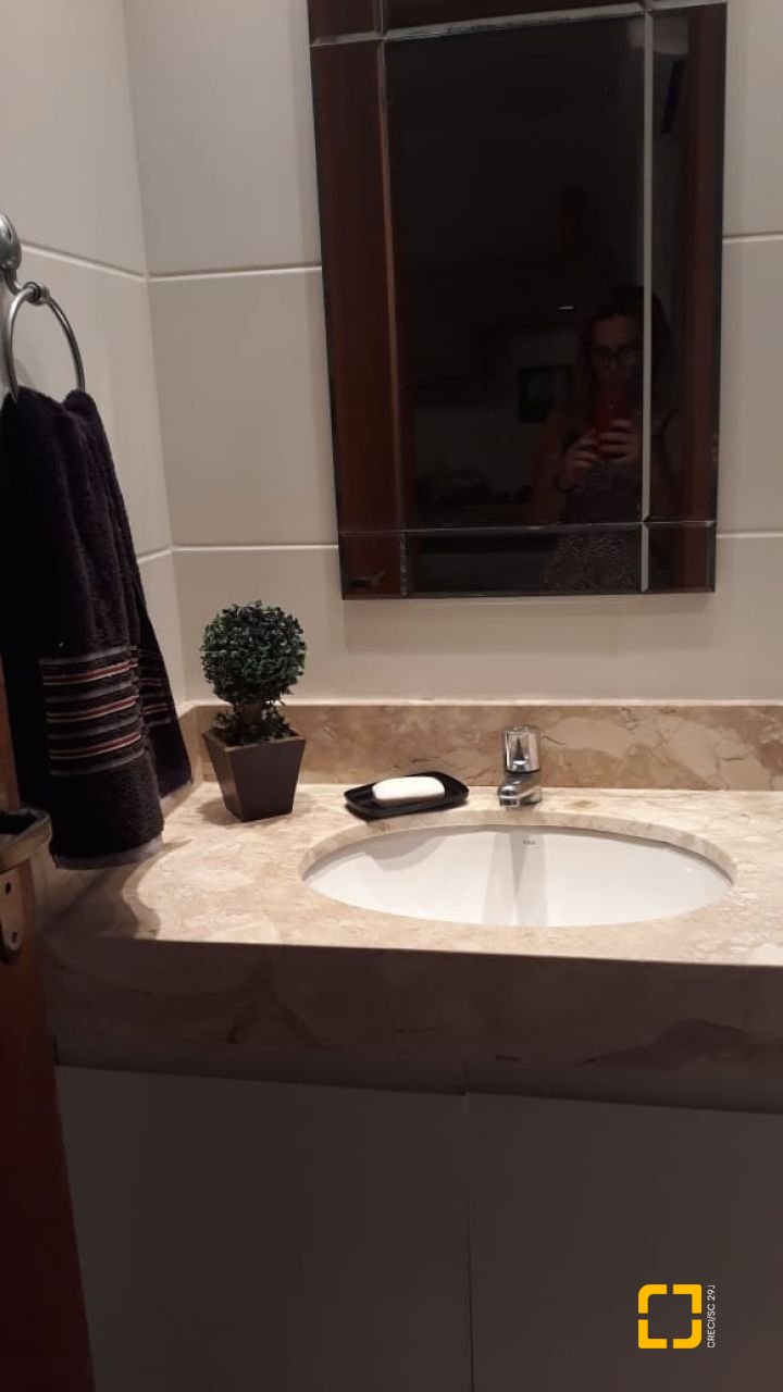 Apartamento com 70m², 3 quartos (sendo 1 suíte), 1 garagem, no bairro Ingleses em Florianópolis
