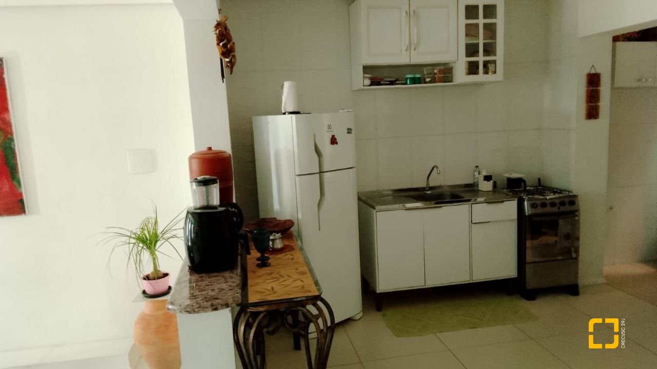 Apartamento com 490m², 6 quartos (sendo 1 suíte), 4 garagens, no bairro Campeche em Florianópolis