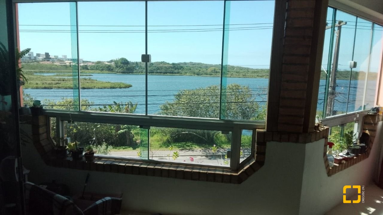 Apartamento com 490m², 6 quartos (sendo 1 suíte), 4 garagens, no bairro Campeche em Florianópolis