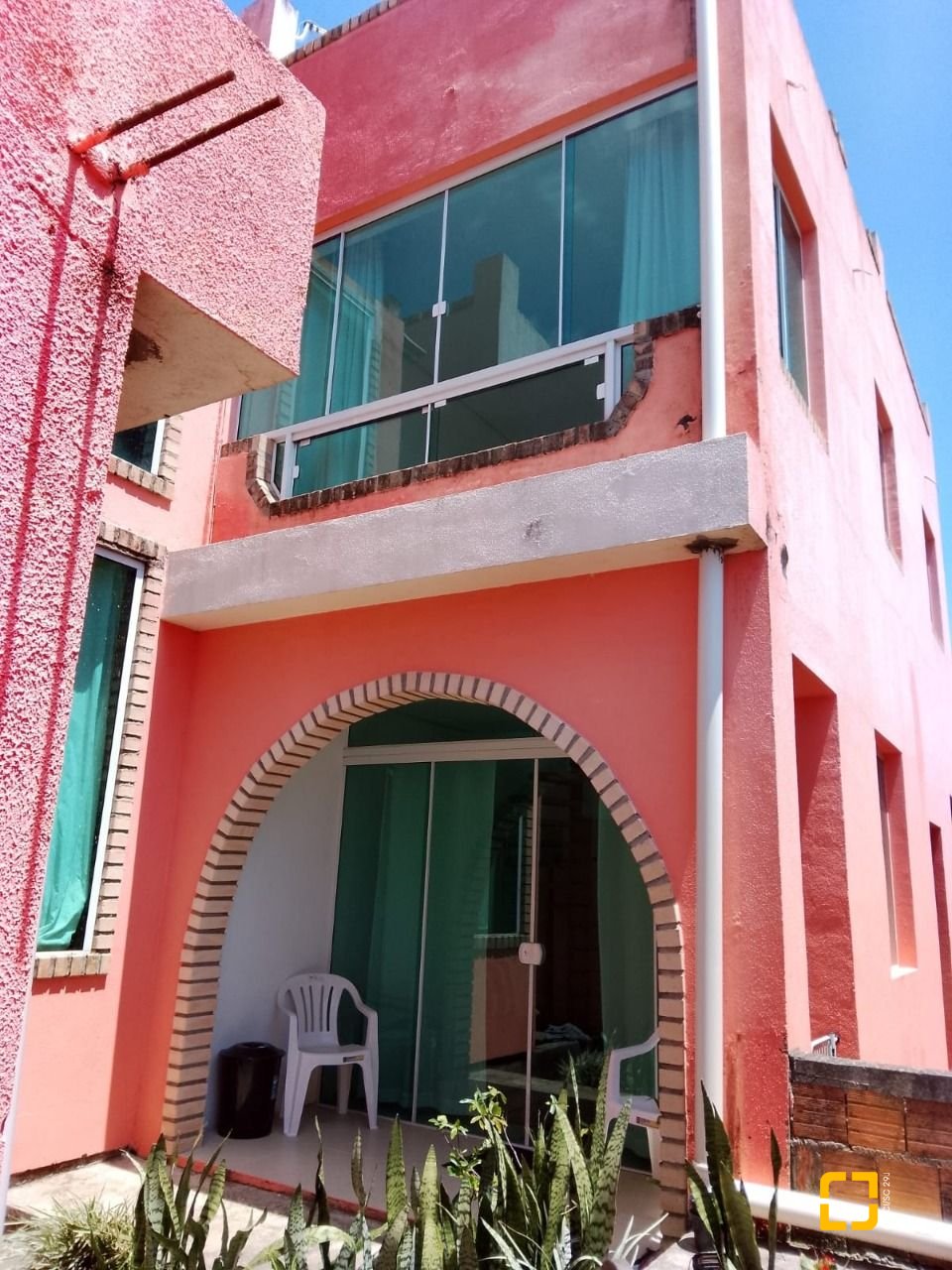 Apartamento com 490m², 6 quartos (sendo 1 suíte), 4 garagens, no bairro Campeche em Florianópolis