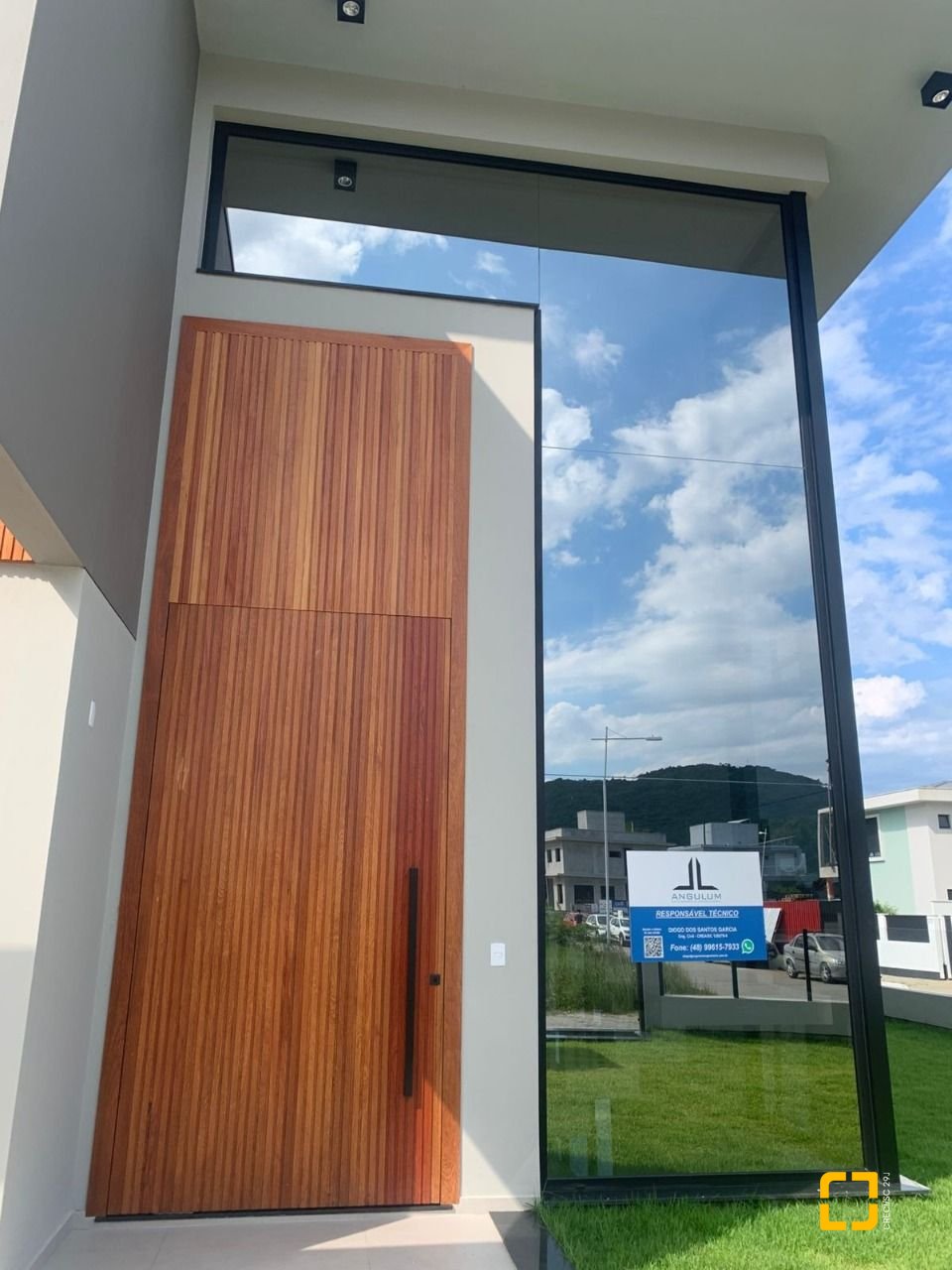 Casa com 311m², no bairro Rio Tavares em Florianópolis