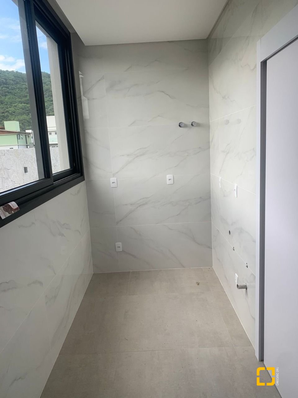 Casa com 311m², no bairro Rio Tavares em Florianópolis