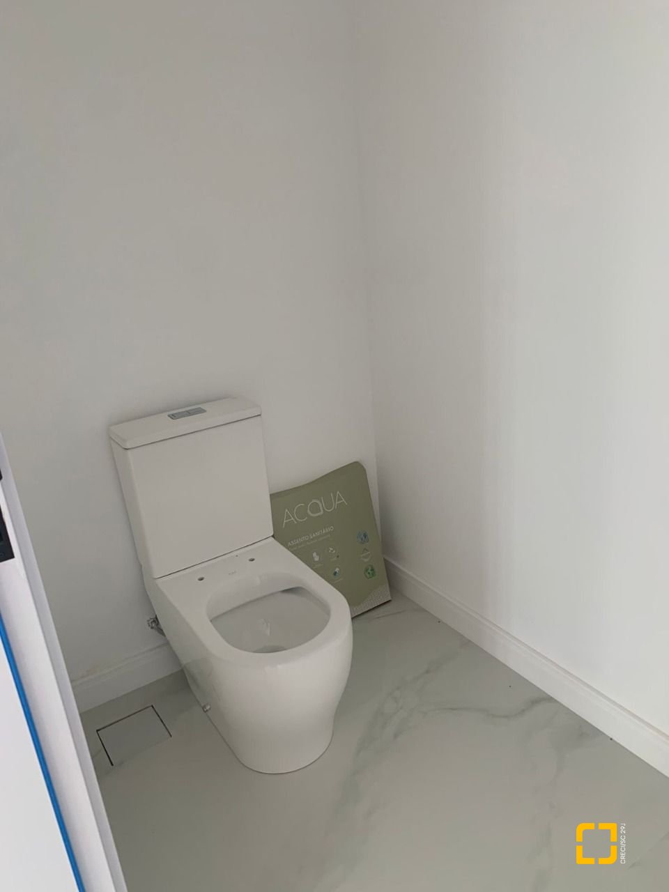 Casa com 311m², no bairro Rio Tavares em Florianópolis