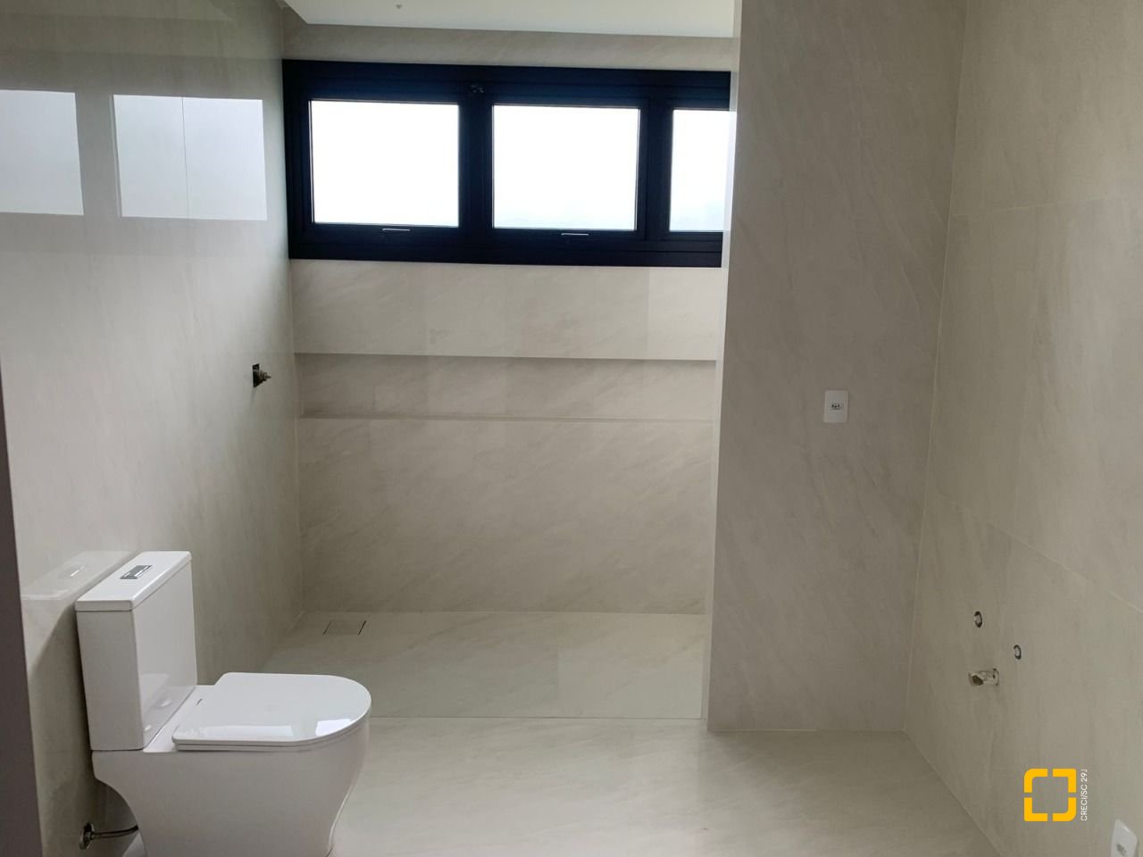 Casa com 311m², no bairro Rio Tavares em Florianópolis