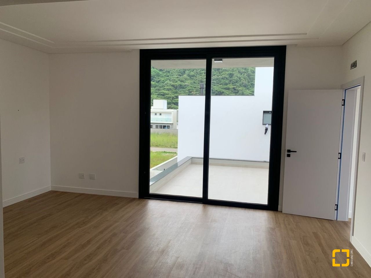 Casa com 311m², no bairro Rio Tavares em Florianópolis