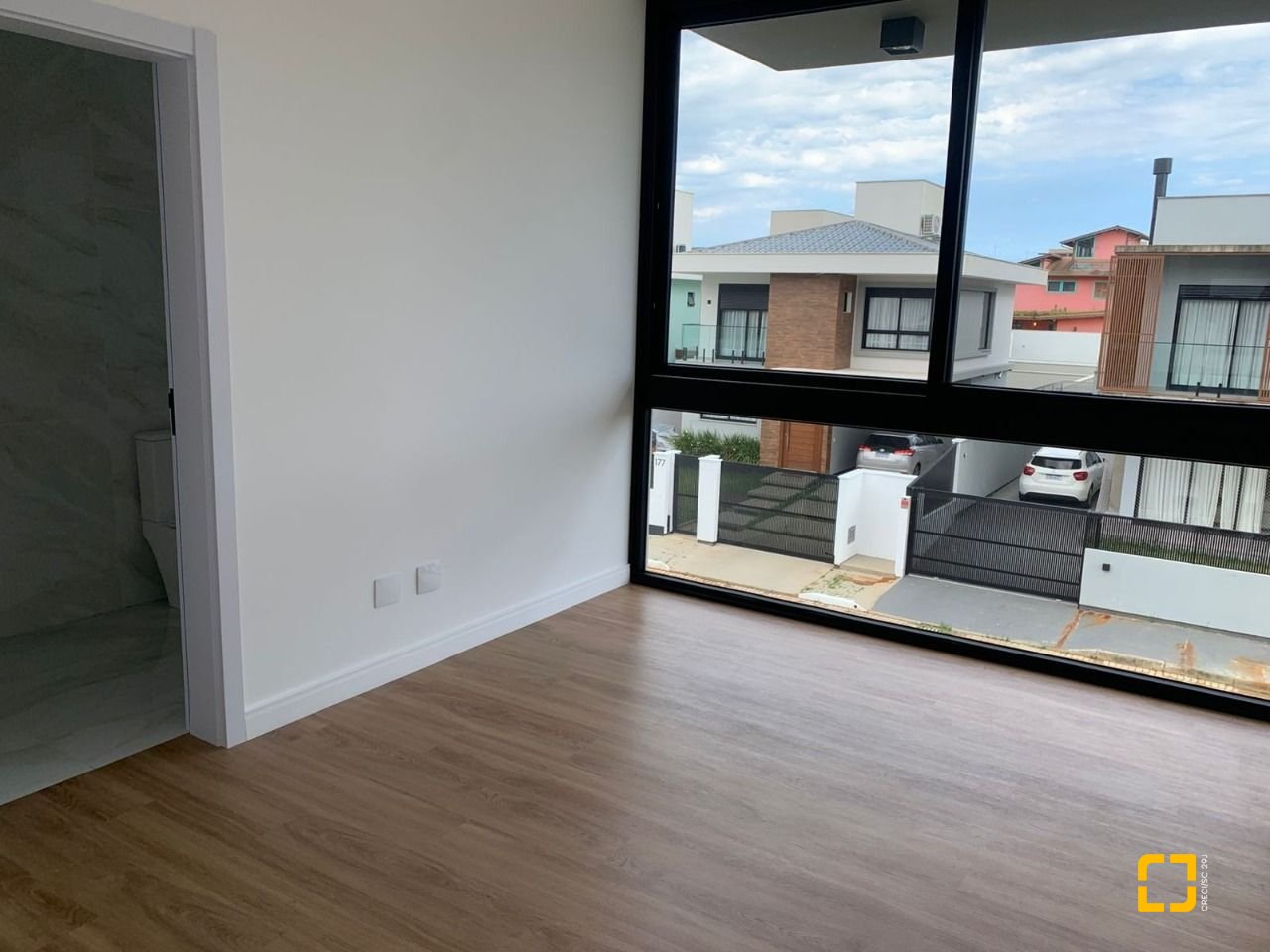 Casa com 311m², no bairro Rio Tavares em Florianópolis