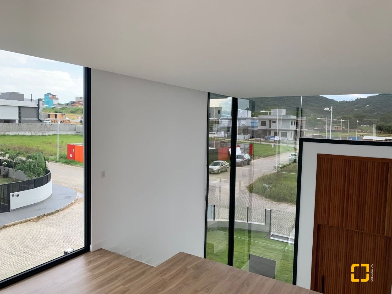 Casa com 311m², no bairro Rio Tavares em Florianópolis