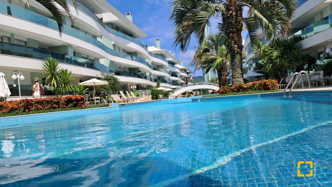 Apartamento com 128m², 3 quartos (sendo 3 suítes), 2 garagens, no bairro Cachoeira do Bom Jesus em Florianópolis