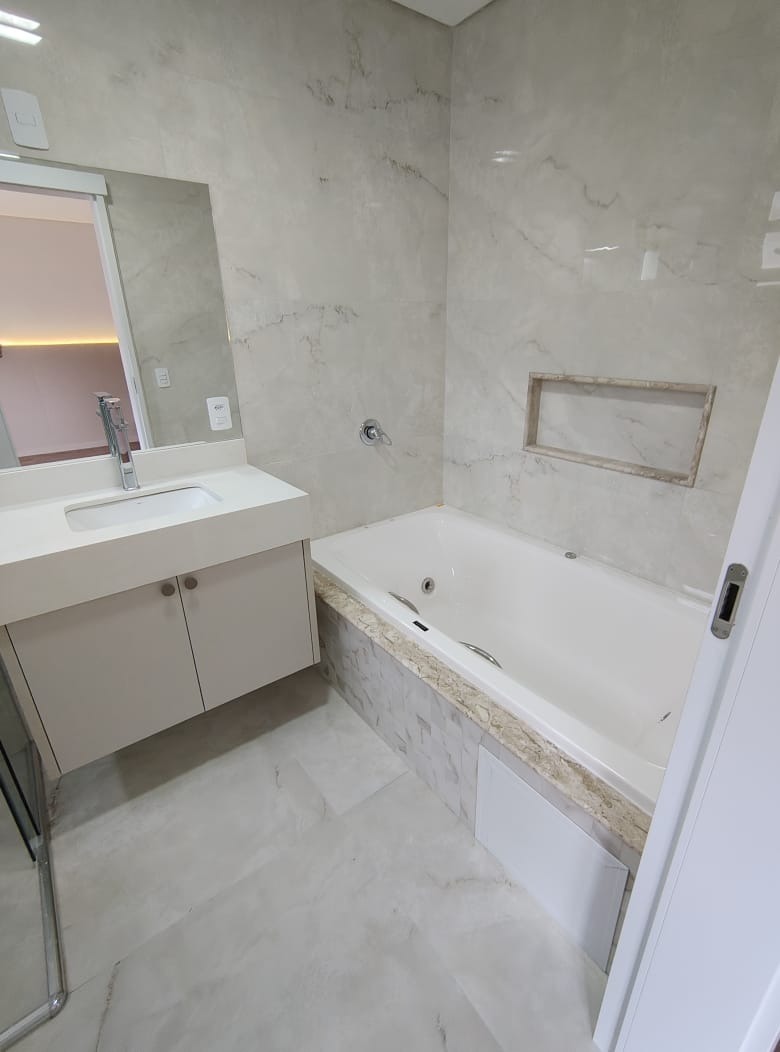 Casa com 130m², 6 quartos (sendo 3 suítes), 1 garagem, no bairro Santo Antônio de Lisboa em Florianópolis