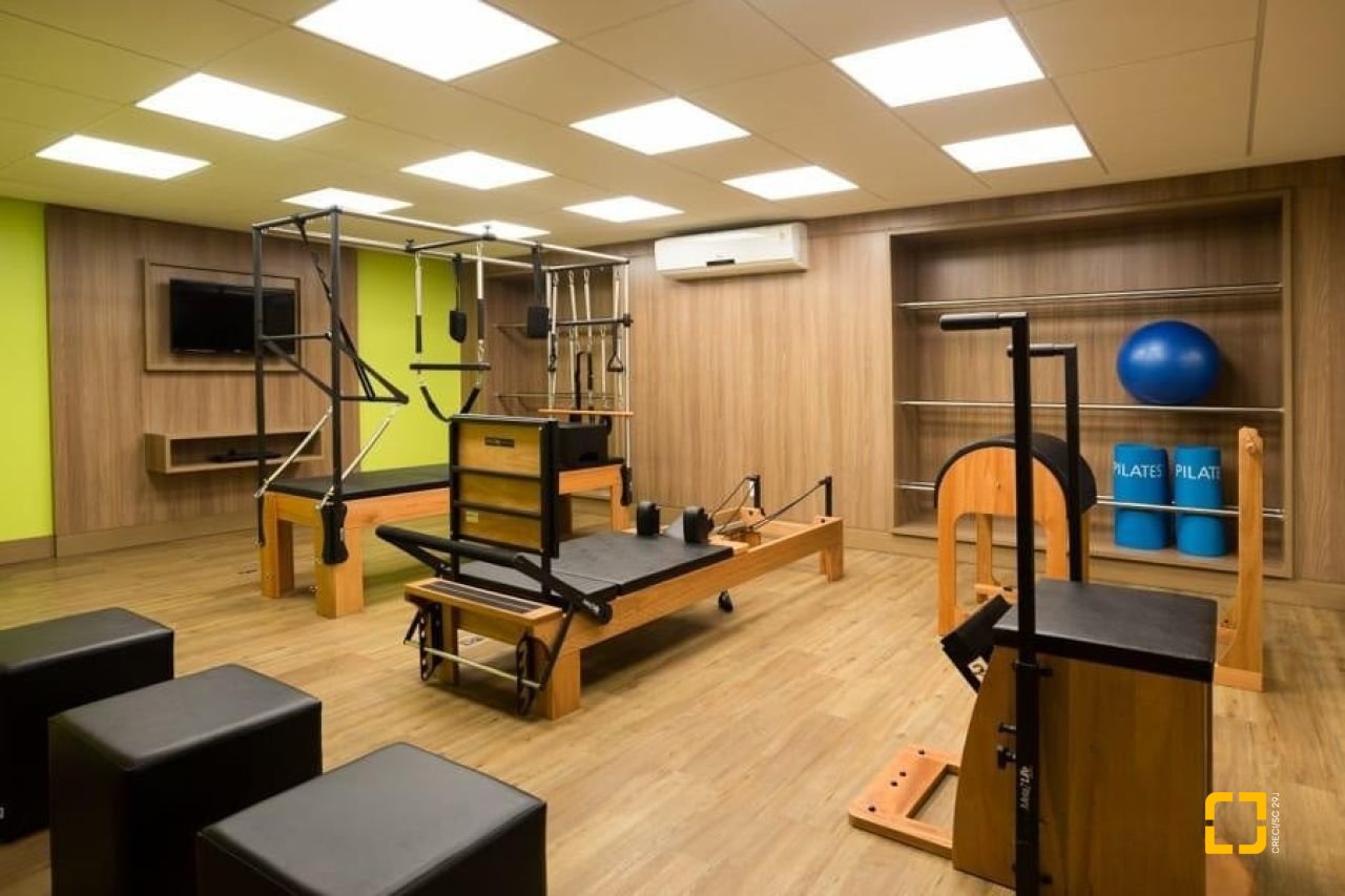 Apartamento com 137m², 7 quartos (sendo 3 suítes), 2 garagens, no bairro Cachoeira do Bom Jesus em Florianópolis
