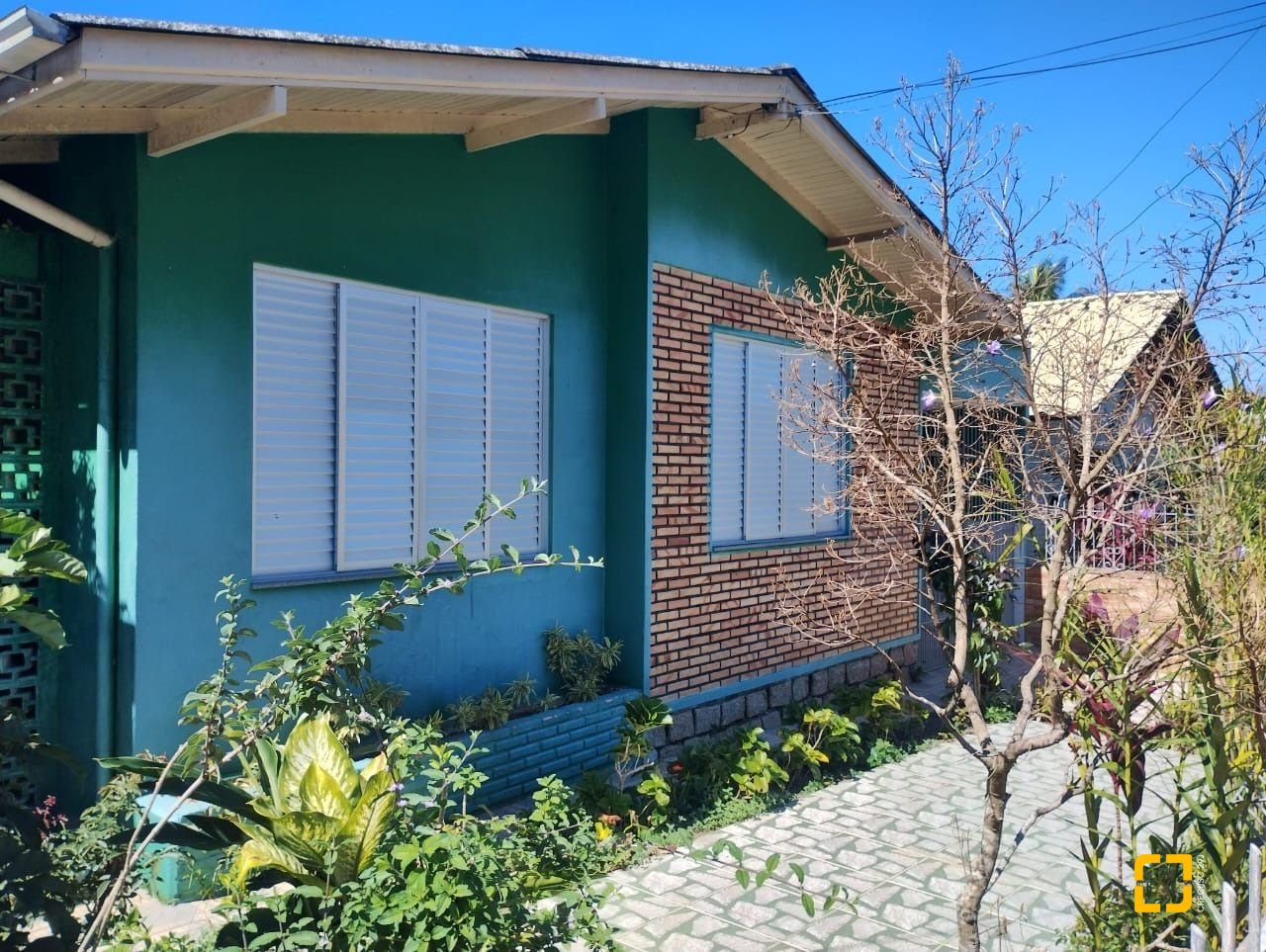 Casa com 246m², 3 quartos, 4 garagens, no bairro Saco dos Limões em Florianópolis