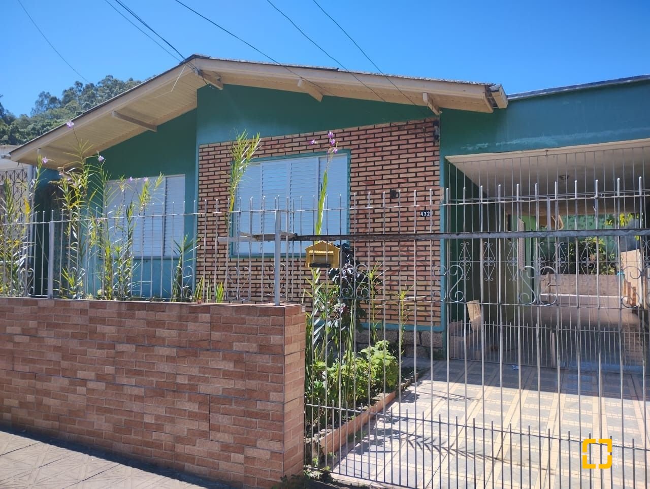 Casa com 246m², 3 quartos, 4 garagens, no bairro Saco dos Limões em Florianópolis