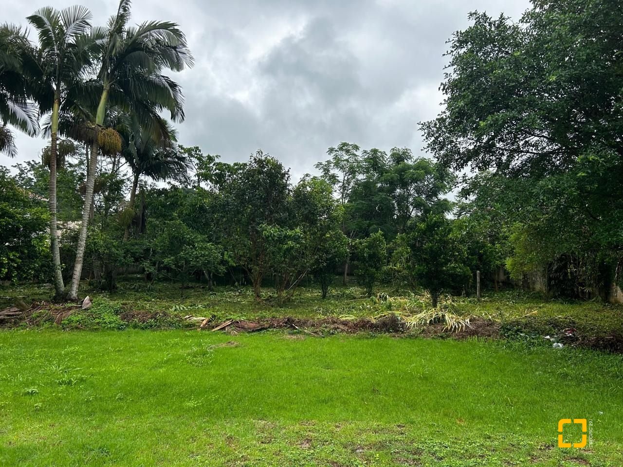 Terreno com 2327m², no bairro Sul do Rio em Santo Amaro da Imperatriz