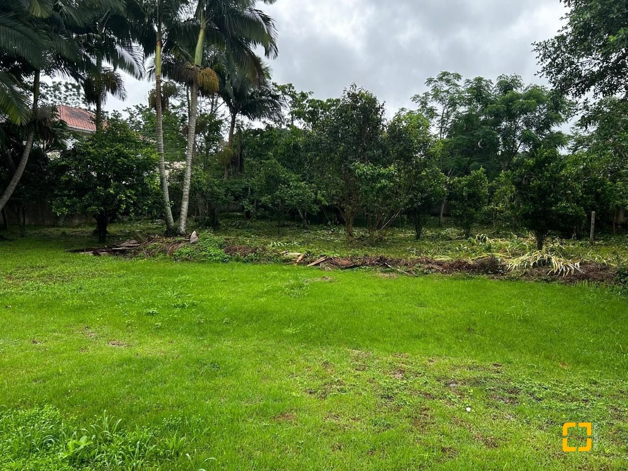 Terreno com 2327m², no bairro Sul do Rio em Santo Amaro da Imperatriz