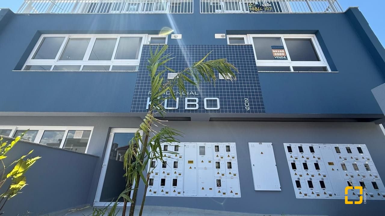Apartamento com 48m², 2 quartos (sendo 1 suíte), 1 garagem, no bairro Centro em Florianópolis