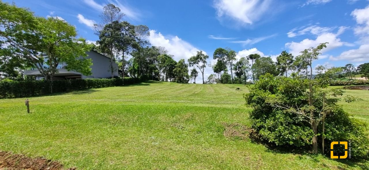 Terreno com 1000m², no bairro Invernadinha em Rancho Queimado